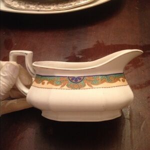 - Antique Gravy Boat. W.H Grindley, England.